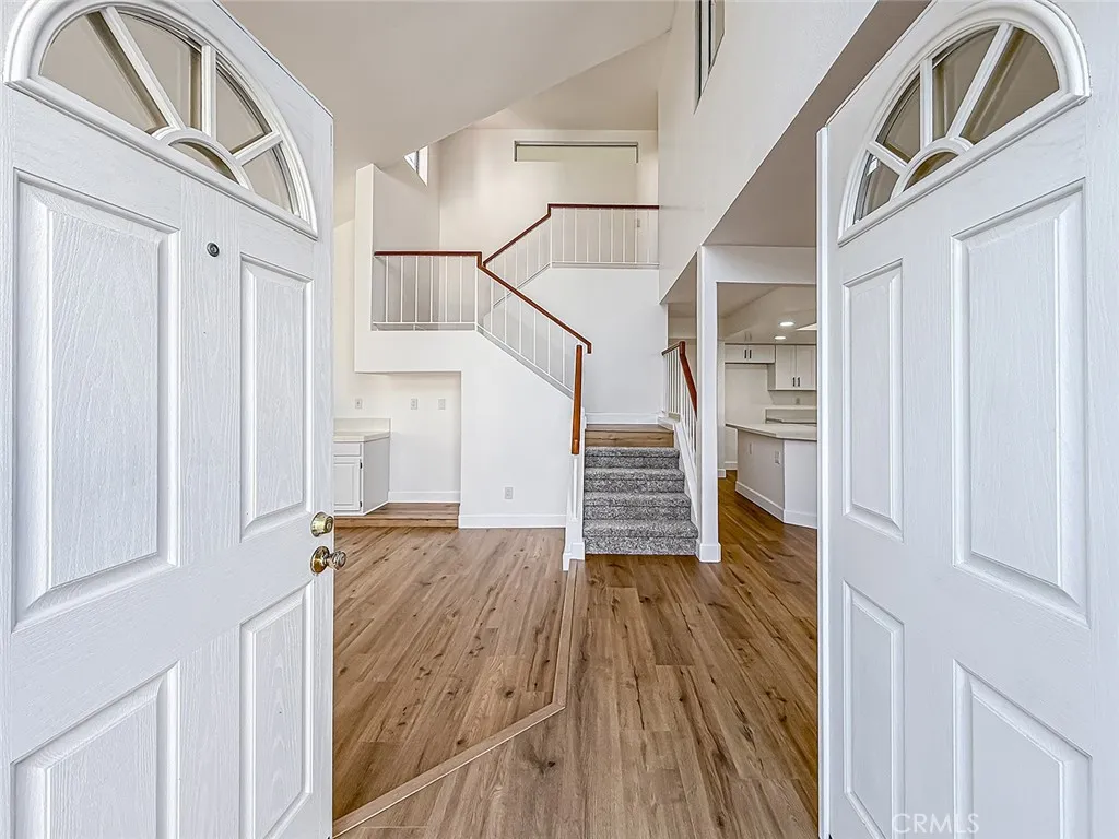206 Camino Cortina, Camarillo, California 93010 home-pic-3