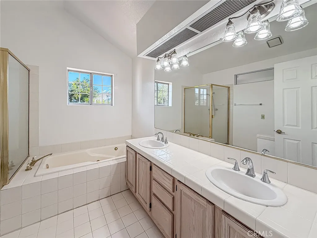 206 Camino Cortina, Camarillo, California 93010 home-pic-28