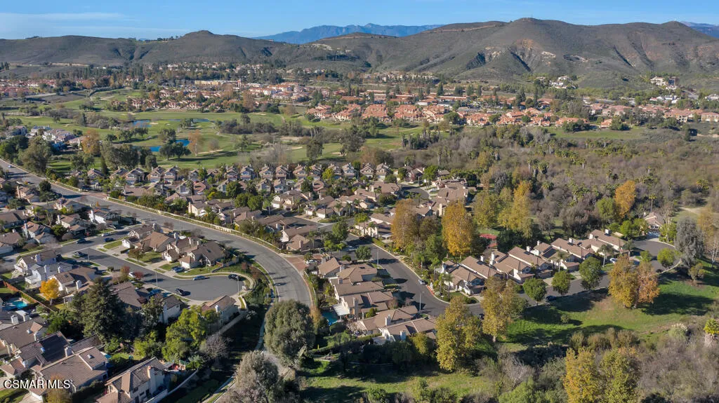 16 Valley Crest Road, Simi Valley, California 93065 home-pic-40