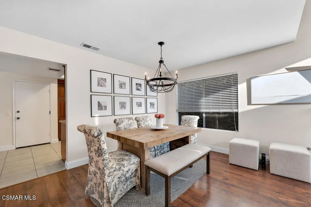 16 Valley Crest Road, Simi Valley, California 93065 home-pic-7