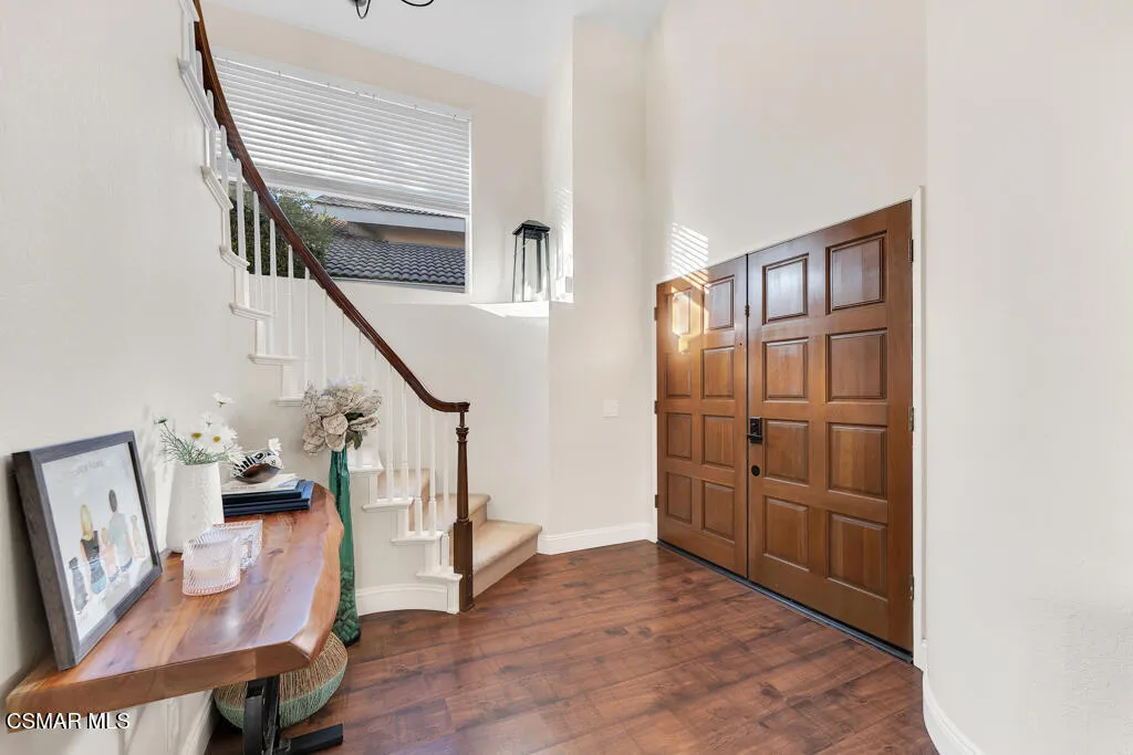 16 Valley Crest Road, Simi Valley, California 93065 home-pic-5
