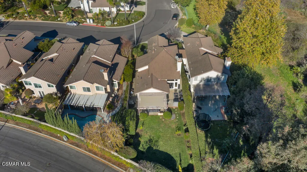 16 Valley Crest Road, Simi Valley, California 93065 home-pic-3