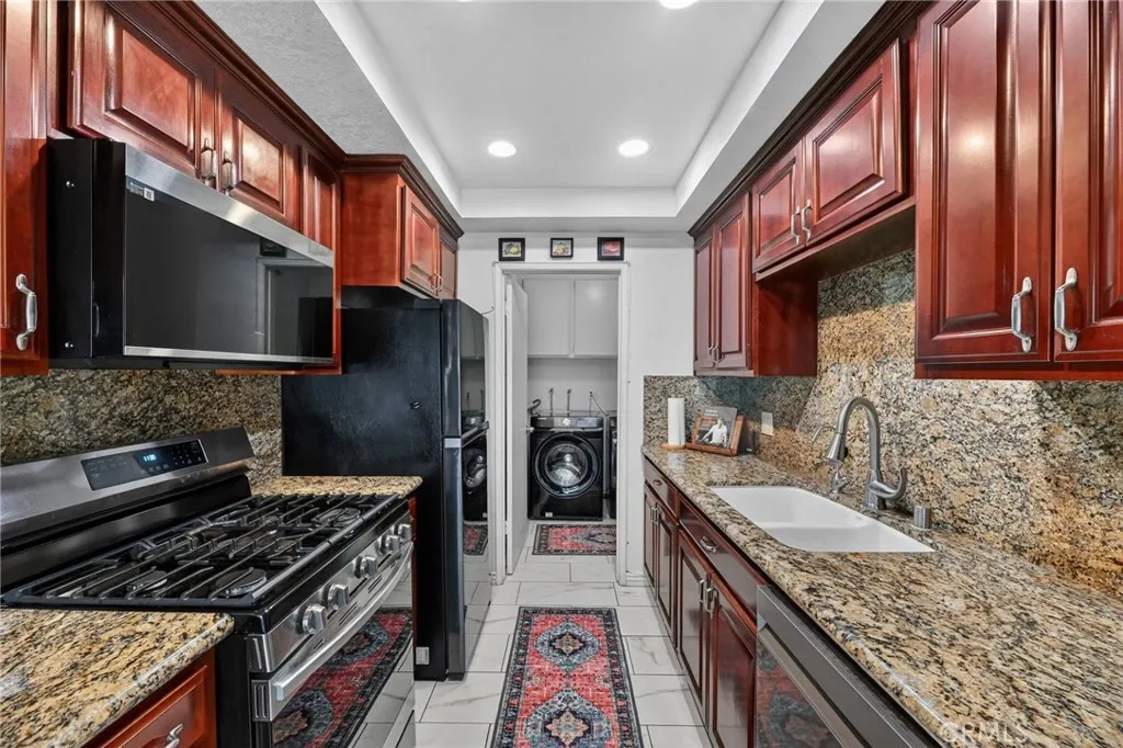 20362  home-pic-14