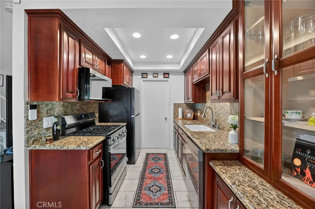 20362  home-pic-11