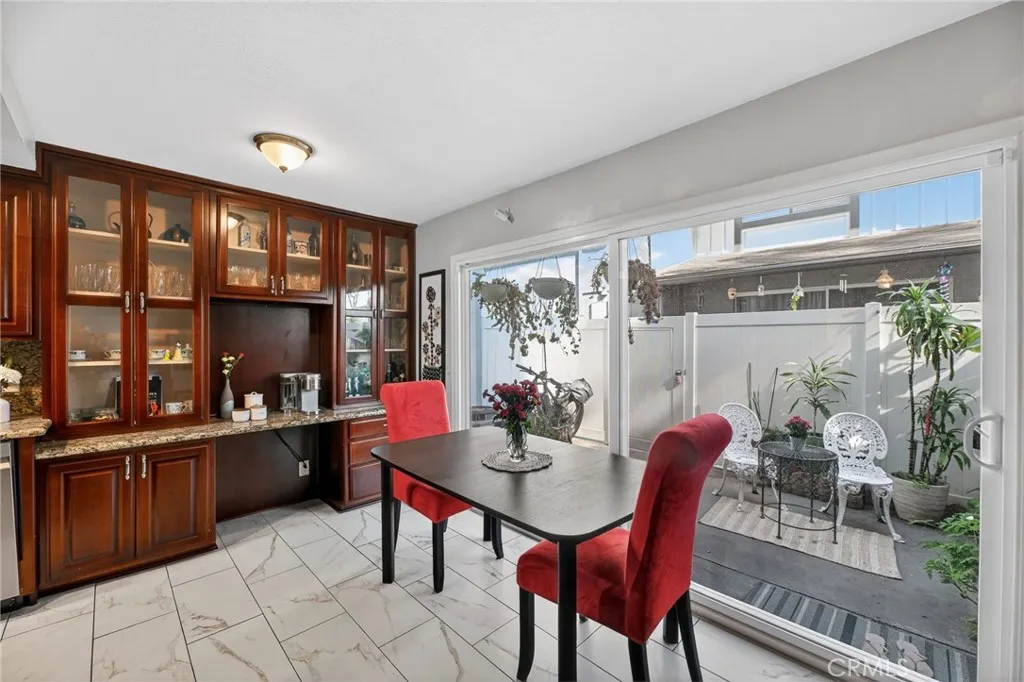 20362  home-pic-9
