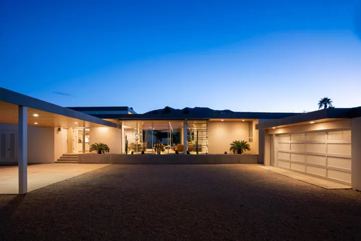 332E2762-415B-4103-B7D6-3BE107E21B78