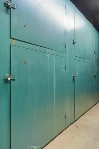 Storage Locker for #6