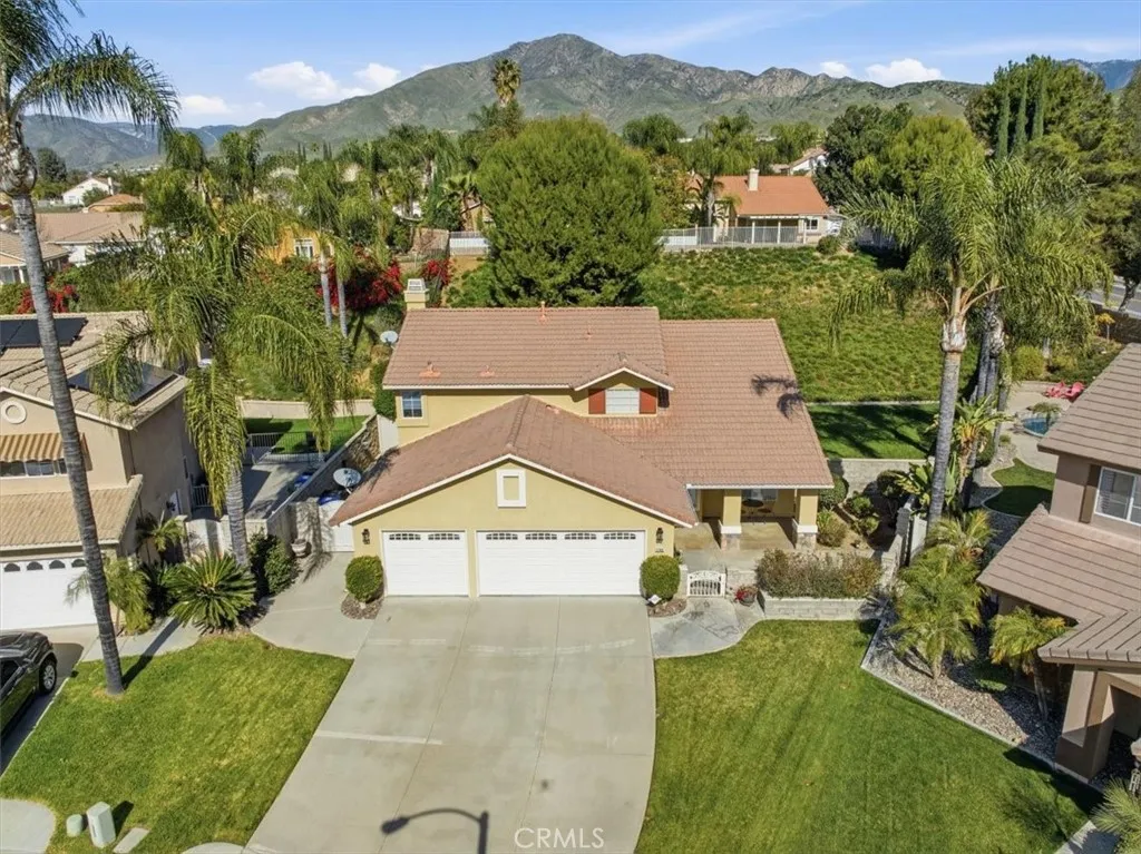 7743 Gold Buckle Court, Highland, California 92346 home-pic-3