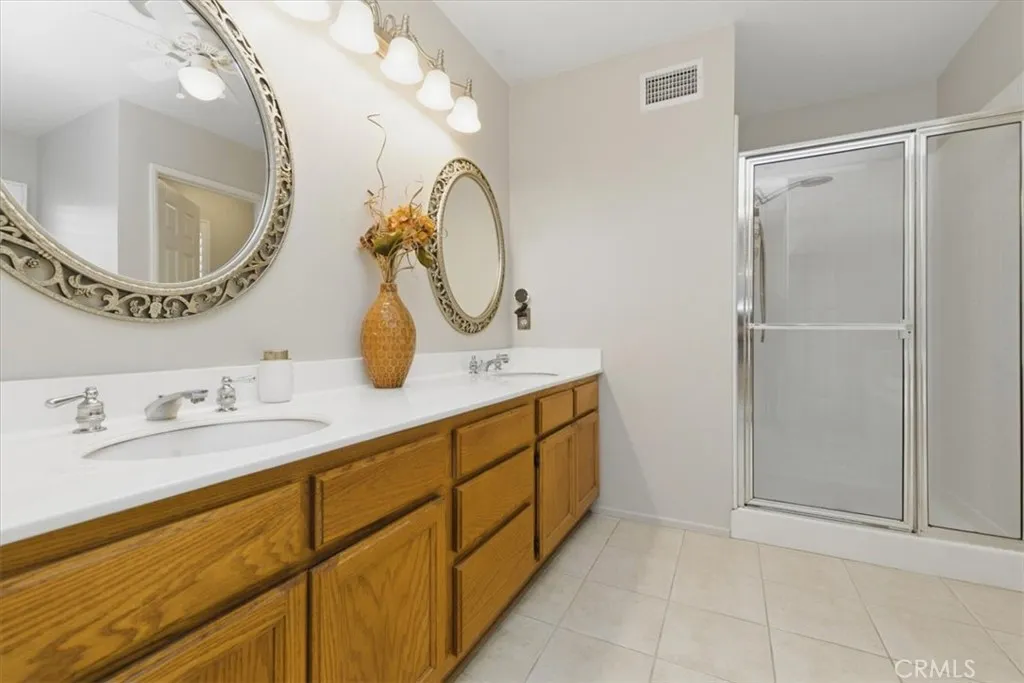 7743 Gold Buckle Court, Highland, California 92346 home-pic-36