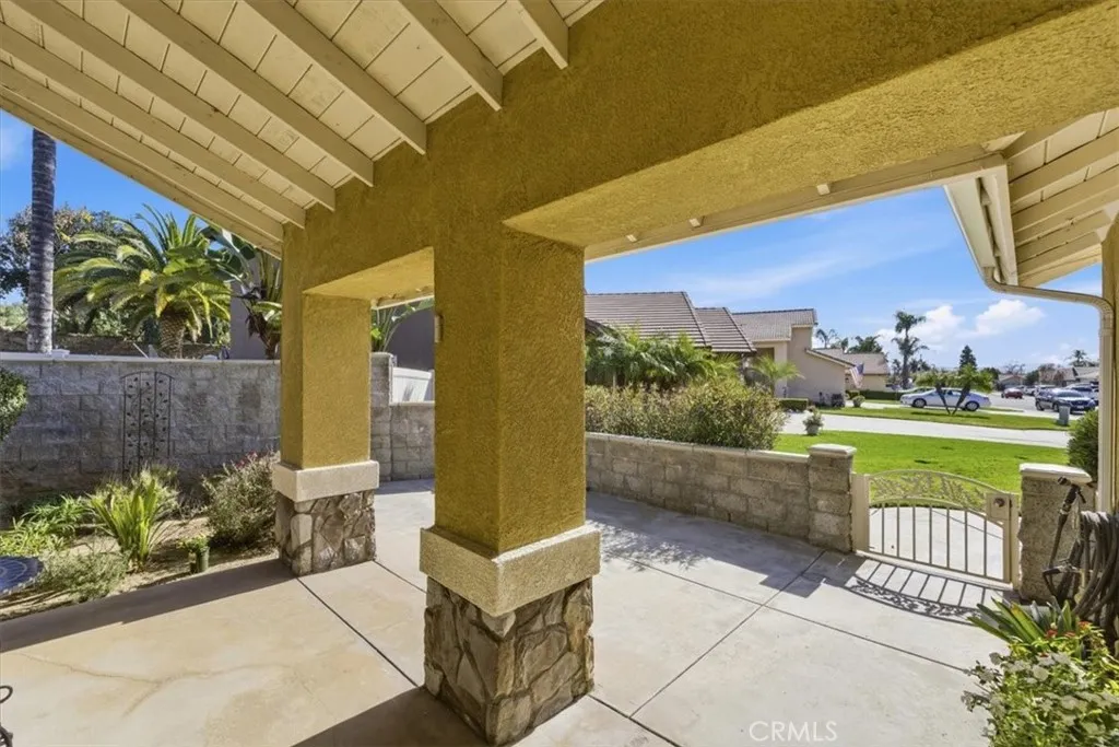 7743 Gold Buckle Court, Highland, California 92346 home-pic-8