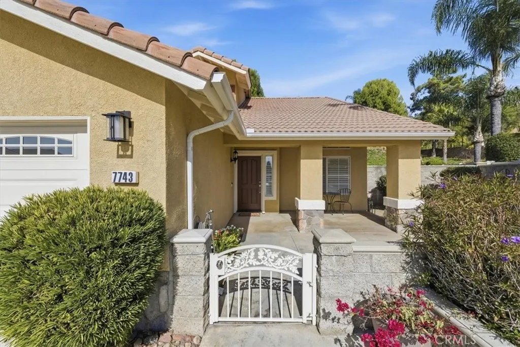 7743 Gold Buckle Court, Highland, California 92346 home-pic-6