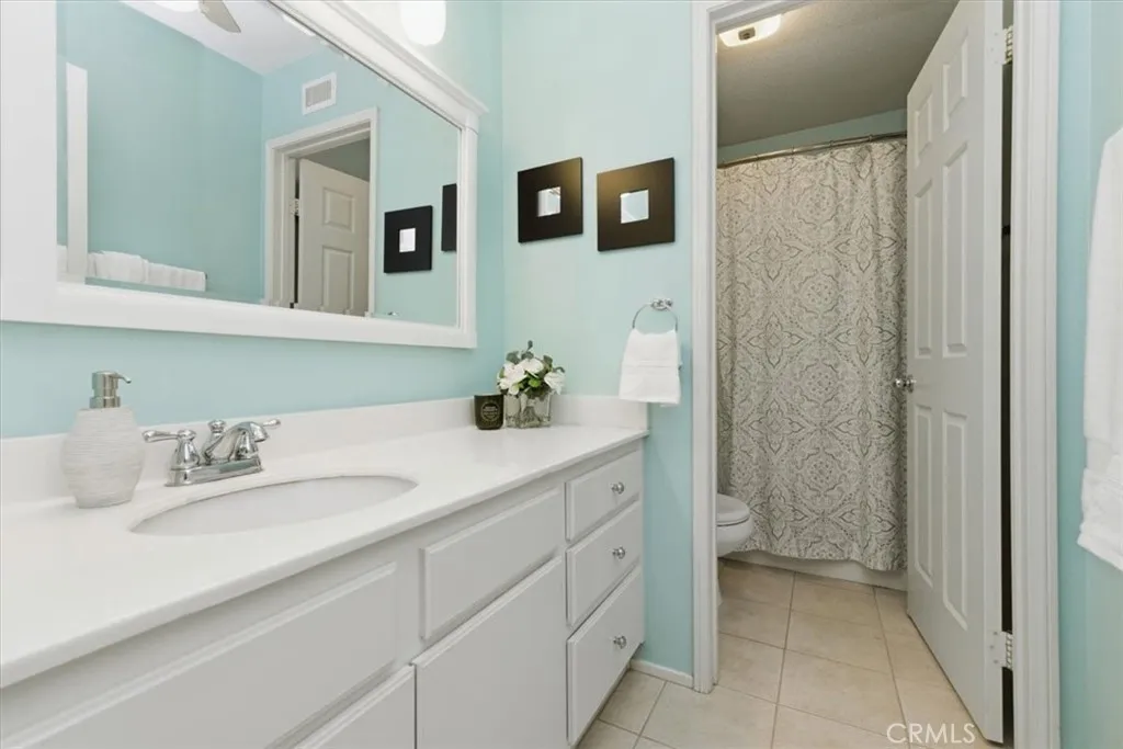 7743 Gold Buckle Court, Highland, California 92346 home-pic-38