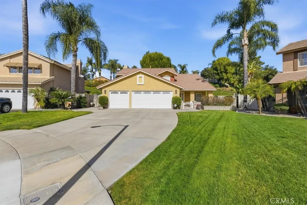 7743 Gold Buckle Court, Highland, California 92346 home-pic-2
