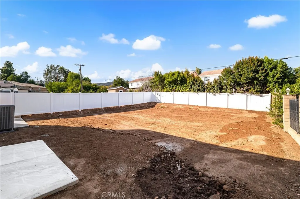 3260 Howe Street, Corona, California 92881 home-pic-23