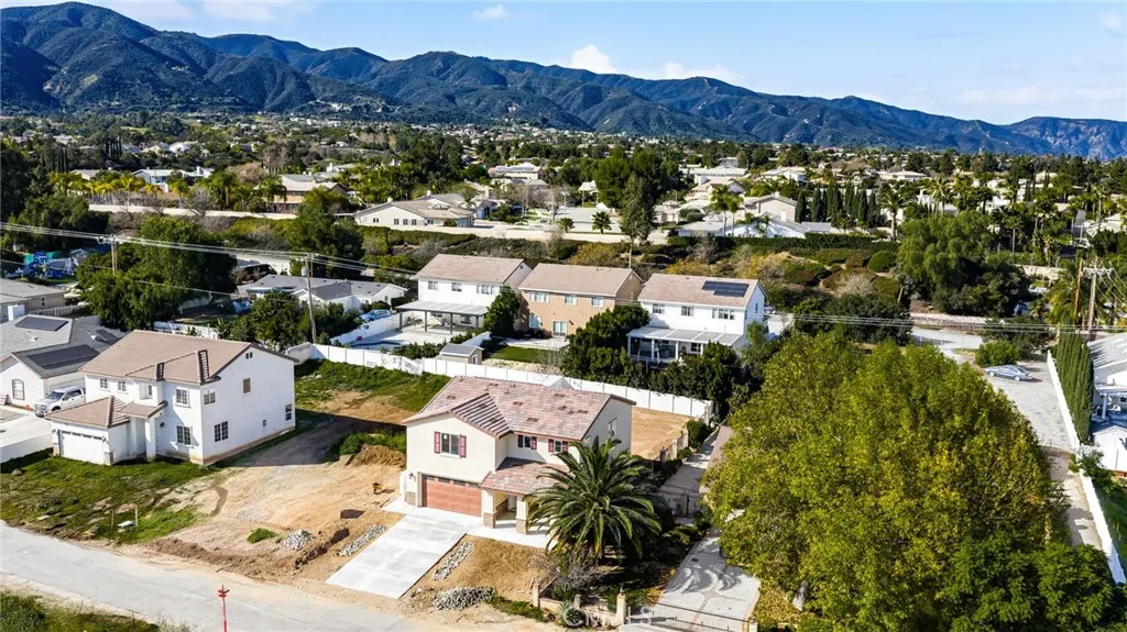 3260 Howe Street, Corona, California 92881 home-pic-3