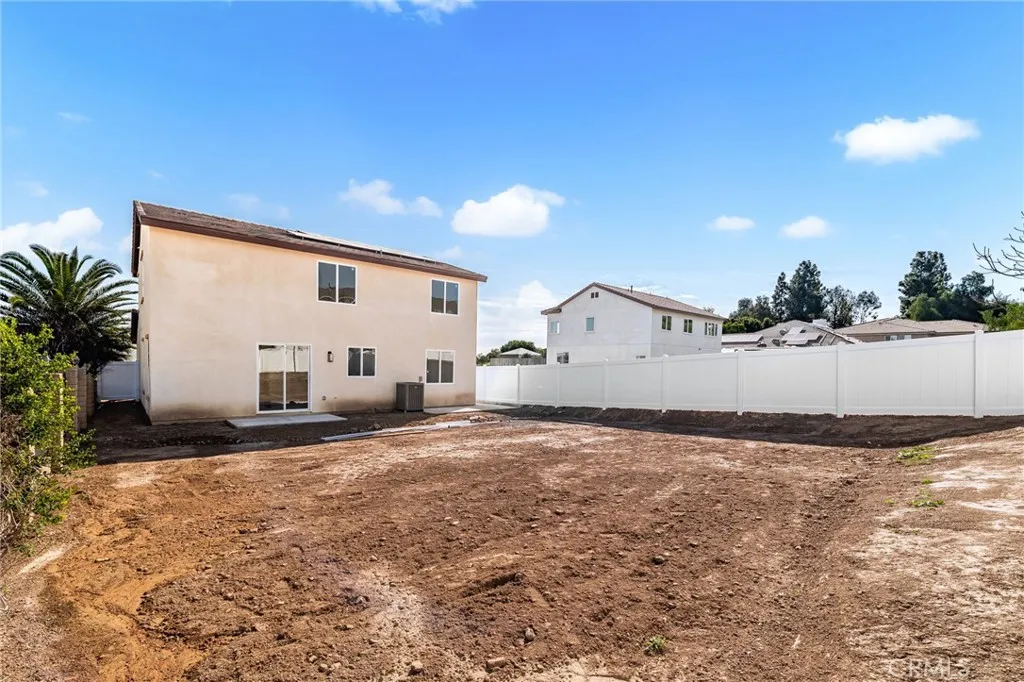3260 Howe Street, Corona, California 92881 home-pic-24