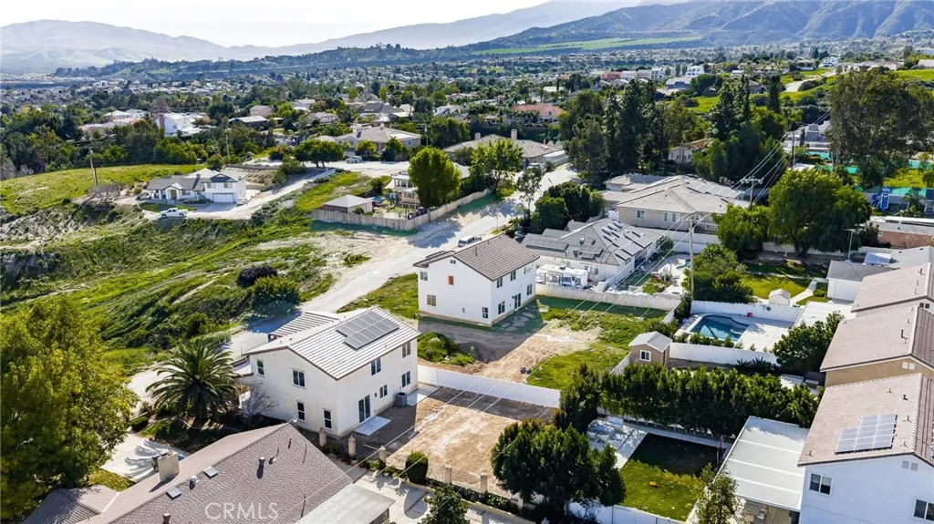 3260 Howe Street, Corona, California 92881 home-pic-26