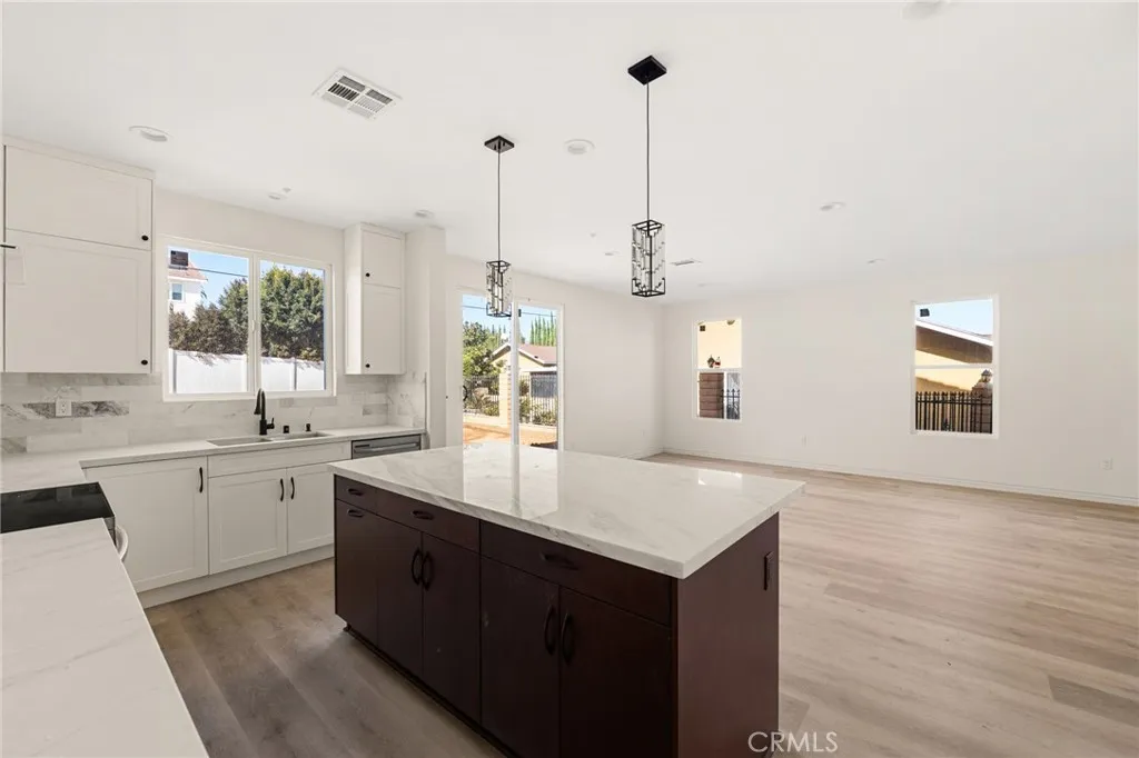 3260 Howe Street, Corona, California 92881 home-pic-7