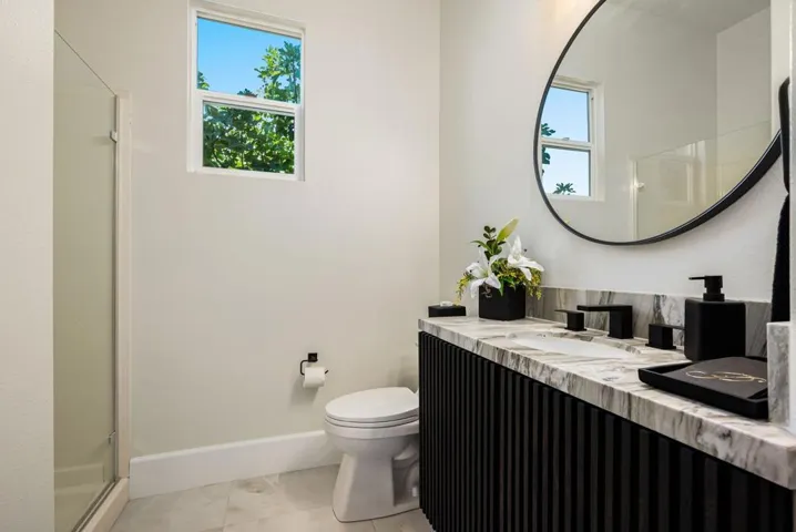 55-web-or-mls-JMSantaRosa_OPMG_1025_055