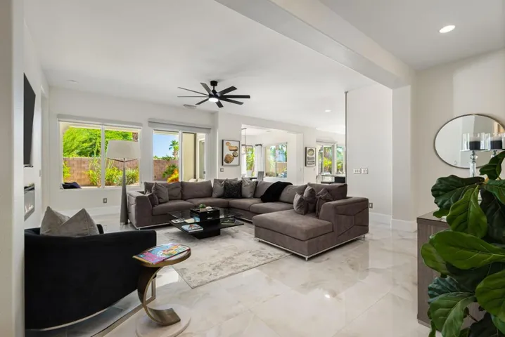 19-web-or-mls-JMSantaRosa_OPMG_1025_019