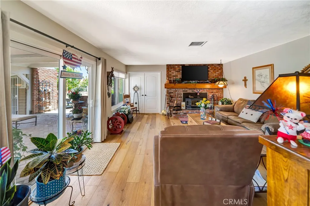 433 Fairway Drive, Palmdale, California 93551 home-pic-25