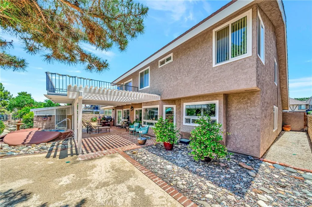 433 Fairway Drive, Palmdale, California 93551 home-pic-66
