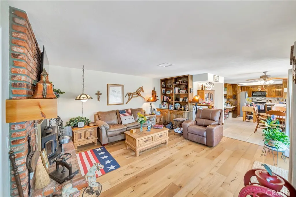 433 Fairway Drive, Palmdale, California 93551 home-pic-22
