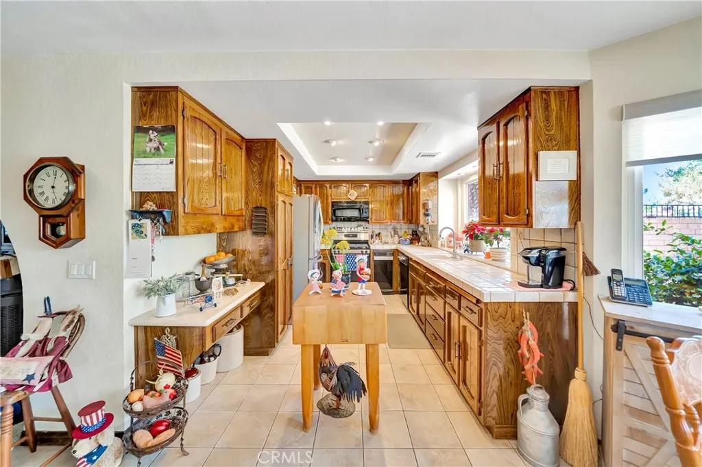 433 Fairway Drive, Palmdale, California 93551 home-pic-16
