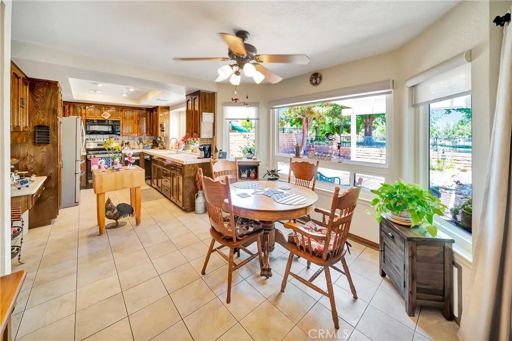 433 Fairway Drive, Palmdale, California 93551 home-pic-20