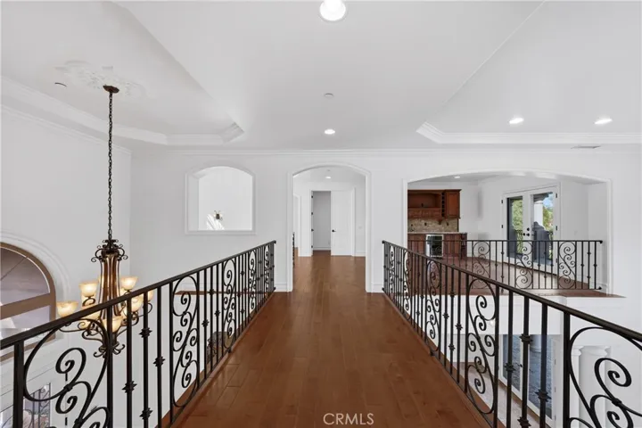 Upstairs Spacious Hallway