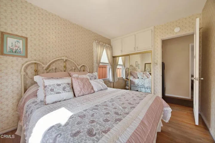 14-web-or-mls-Upmarket Media-2742 Ser044