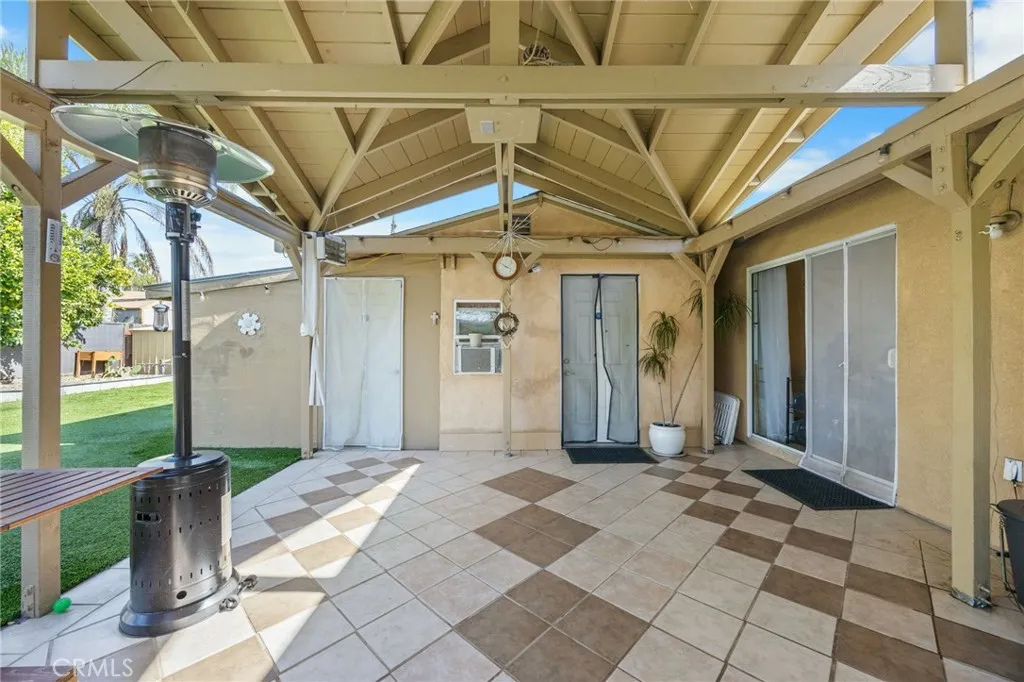 653 E 1st, San Jacinto, California 92583 home-pic-21