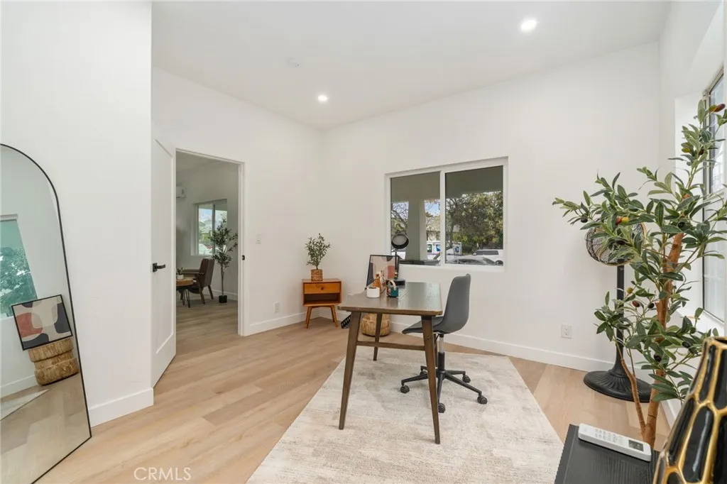 4065 Wall, Los Angeles, California 90011 home-pic-18