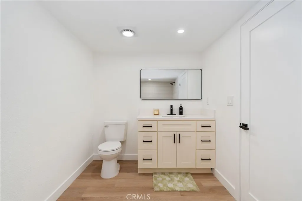 4065 Wall, Los Angeles, California 90011 home-pic-16