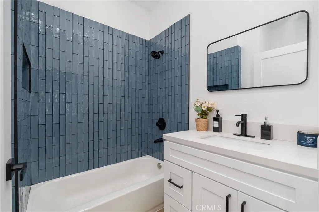 4065 Wall, Los Angeles, California 90011 home-pic-6