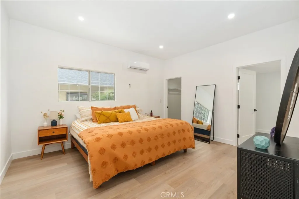 4065 Wall, Los Angeles, California 90011 home-pic-14
