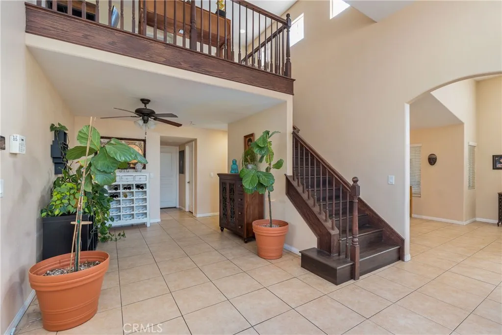 1535 W Persimmon, Rialto, California 92377 home-pic-6