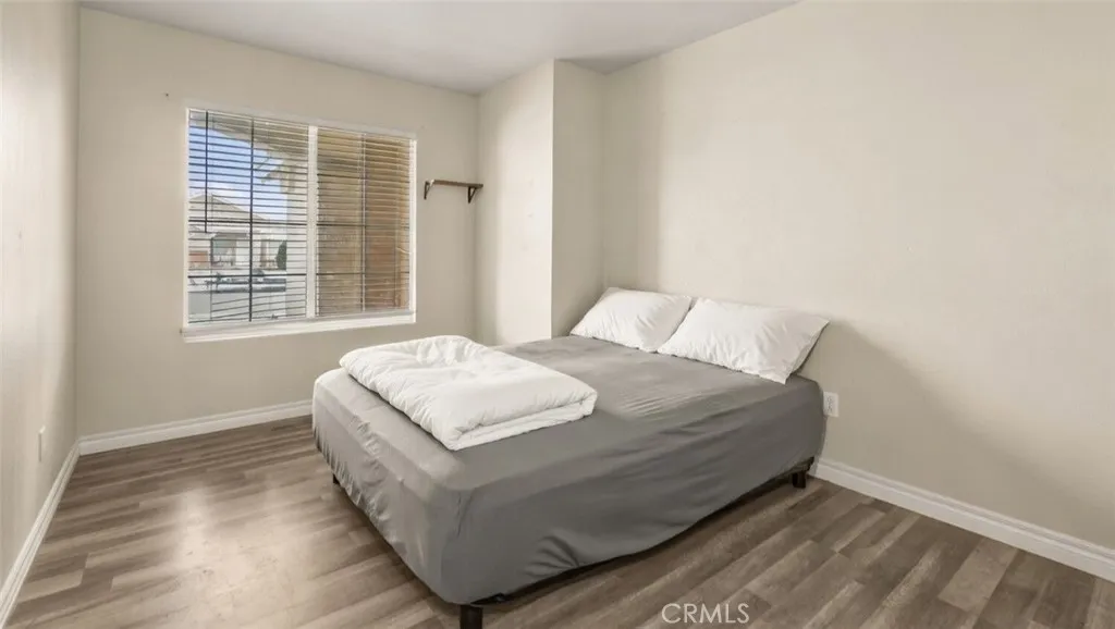15460 Guava, Victorville, California 92394 home-pic-15