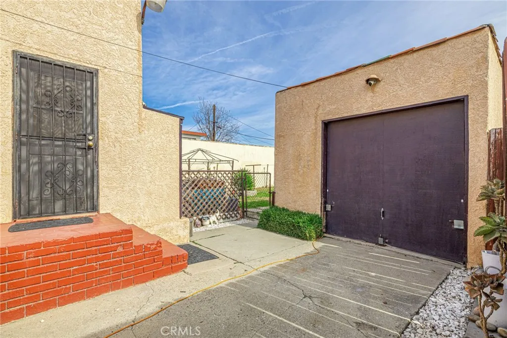 1000 N Mayo, Compton, California 90221 home-pic-18