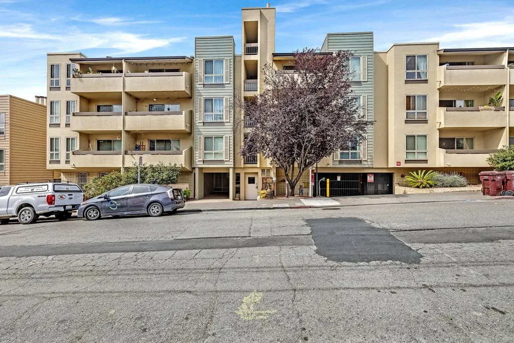 77 Fairmount Ave 220, Oakland, California 94611 home-pic-1