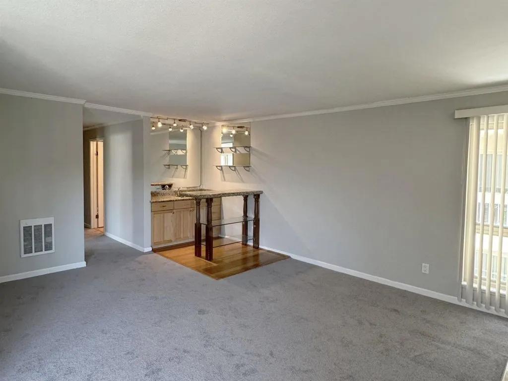 77 Fairmount Ave 220, Oakland, California 94611 home-pic-3
