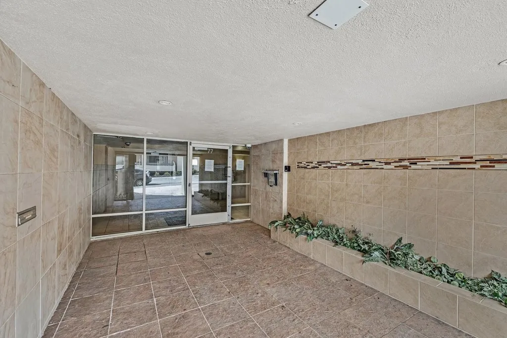 77 Fairmount Ave 220, Oakland, California 94611 home-pic-12