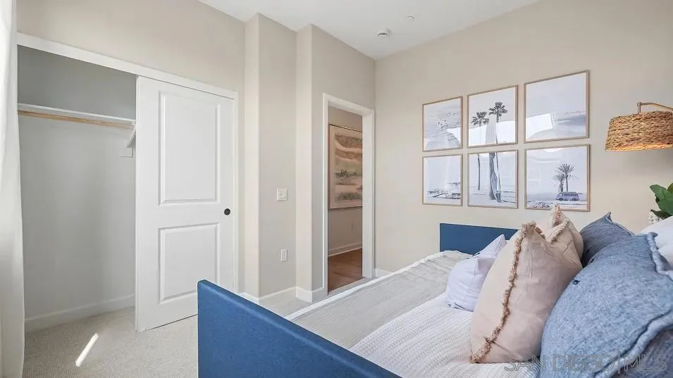 379 Honeysuckle, Oceanside, California 92057 home-pic-12