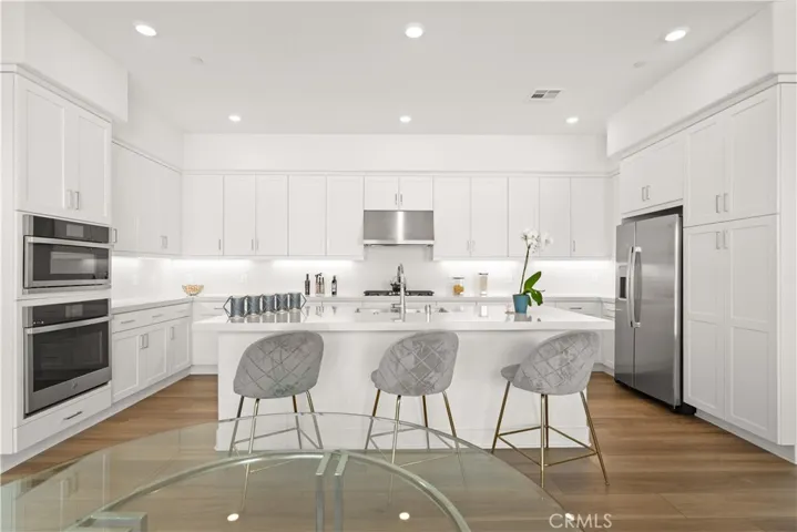 121 Billings, Irvine, California 92618