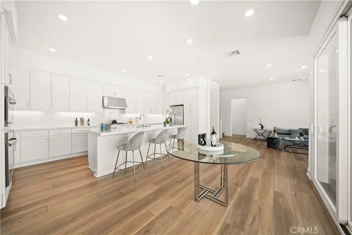 121 Billings, Irvine, California 92618