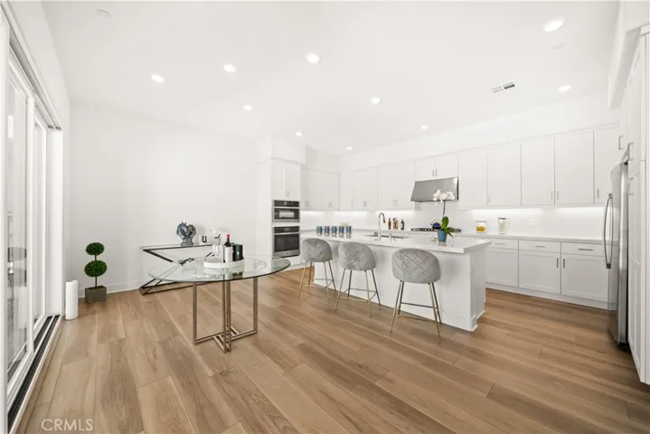 121 Billings, Irvine, California 92618