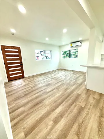 1008 Long, Inglewood, California 90302