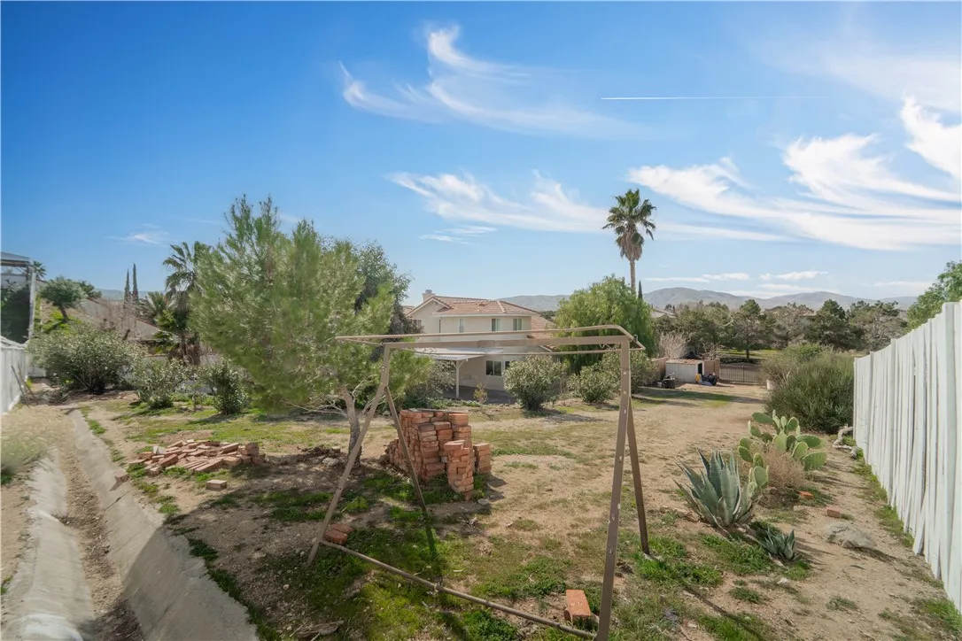 36418 Ramona, Palmdale, California 93550 home-pic-25