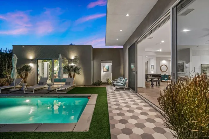 105-web-or-mls-AM4A2410