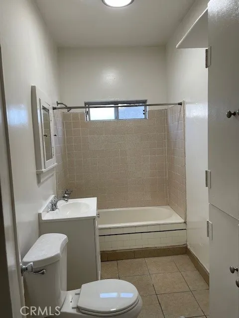 4218 S Harvard, Los Angeles, California 90062 home-pic-7